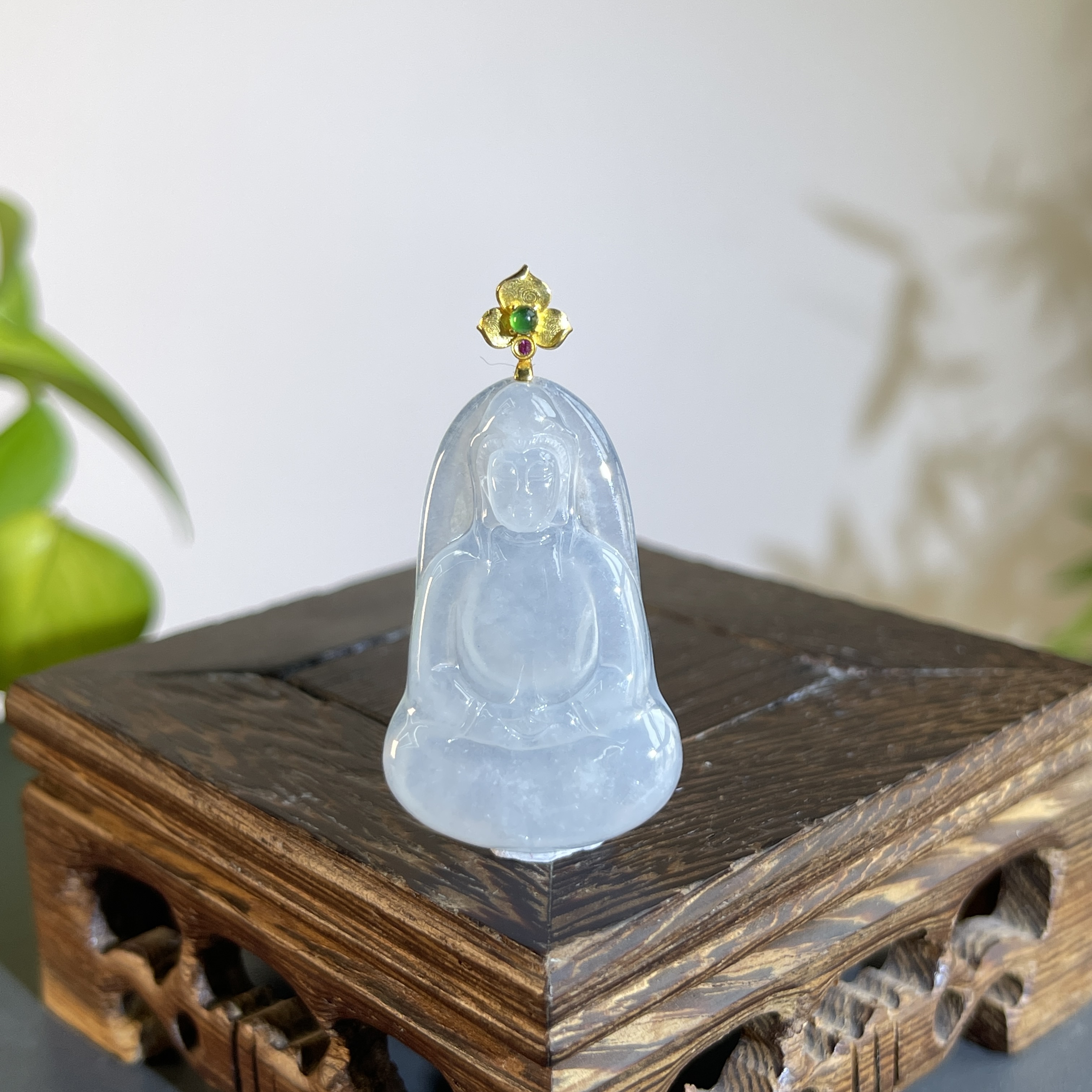 JTB26-191 天然翡翠缅甸A货 18K金扣素衣观音