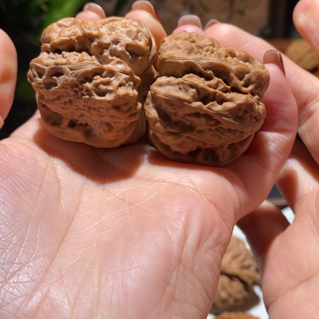 文玩核桃把件起大蛙放浪不羁