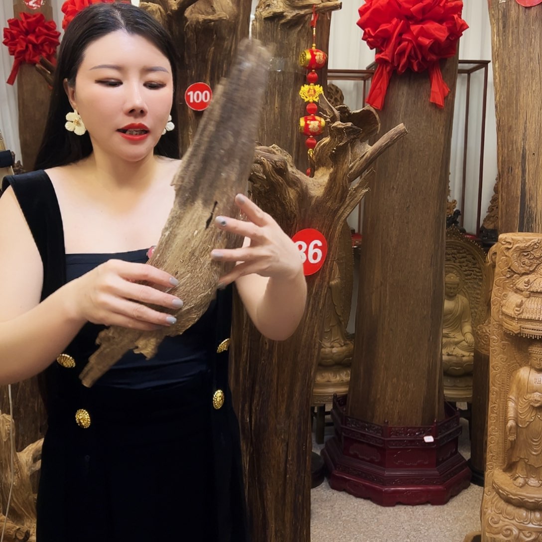 沉香碎屑沉香沉香原材料