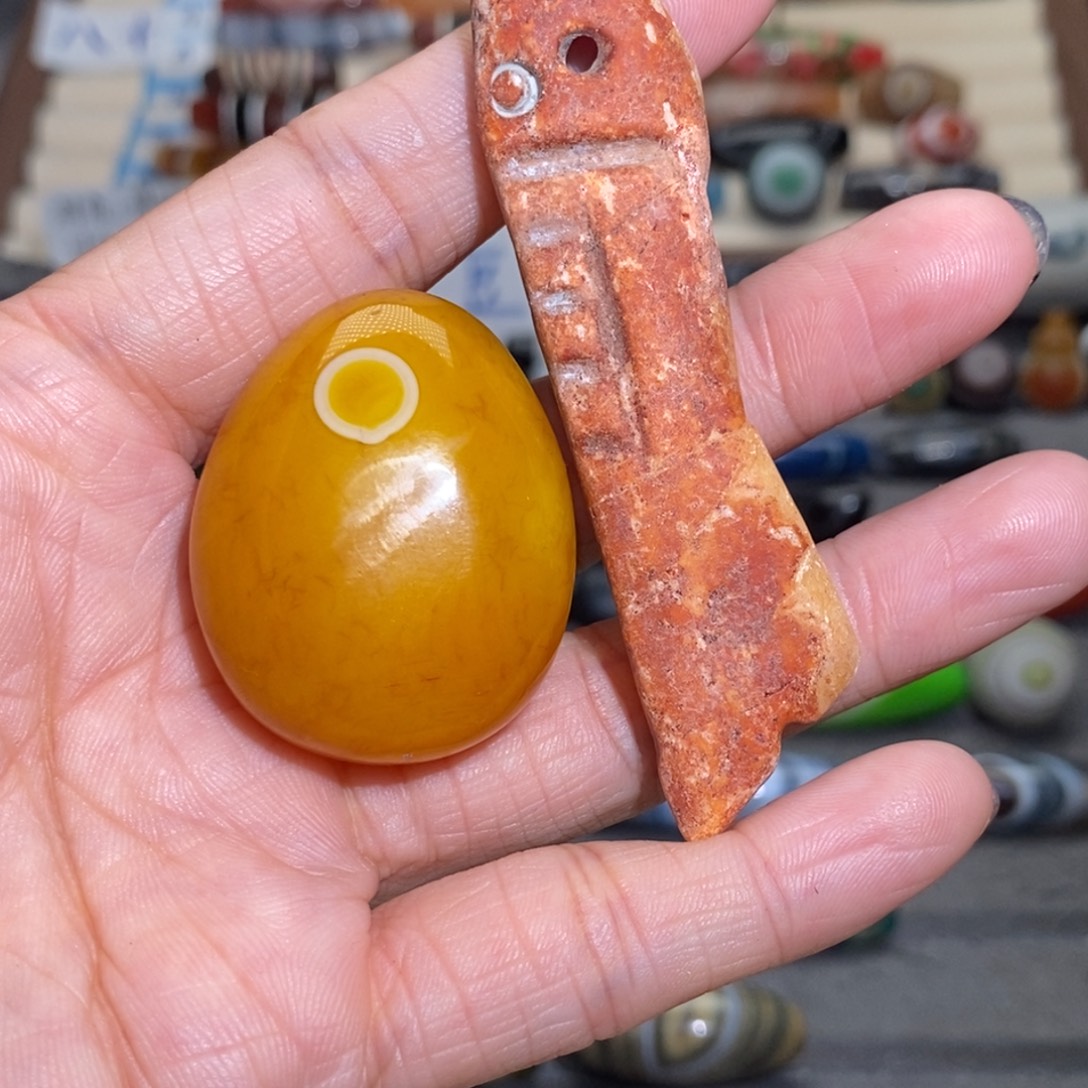 强***敌玛瑙/玉髓合金手链