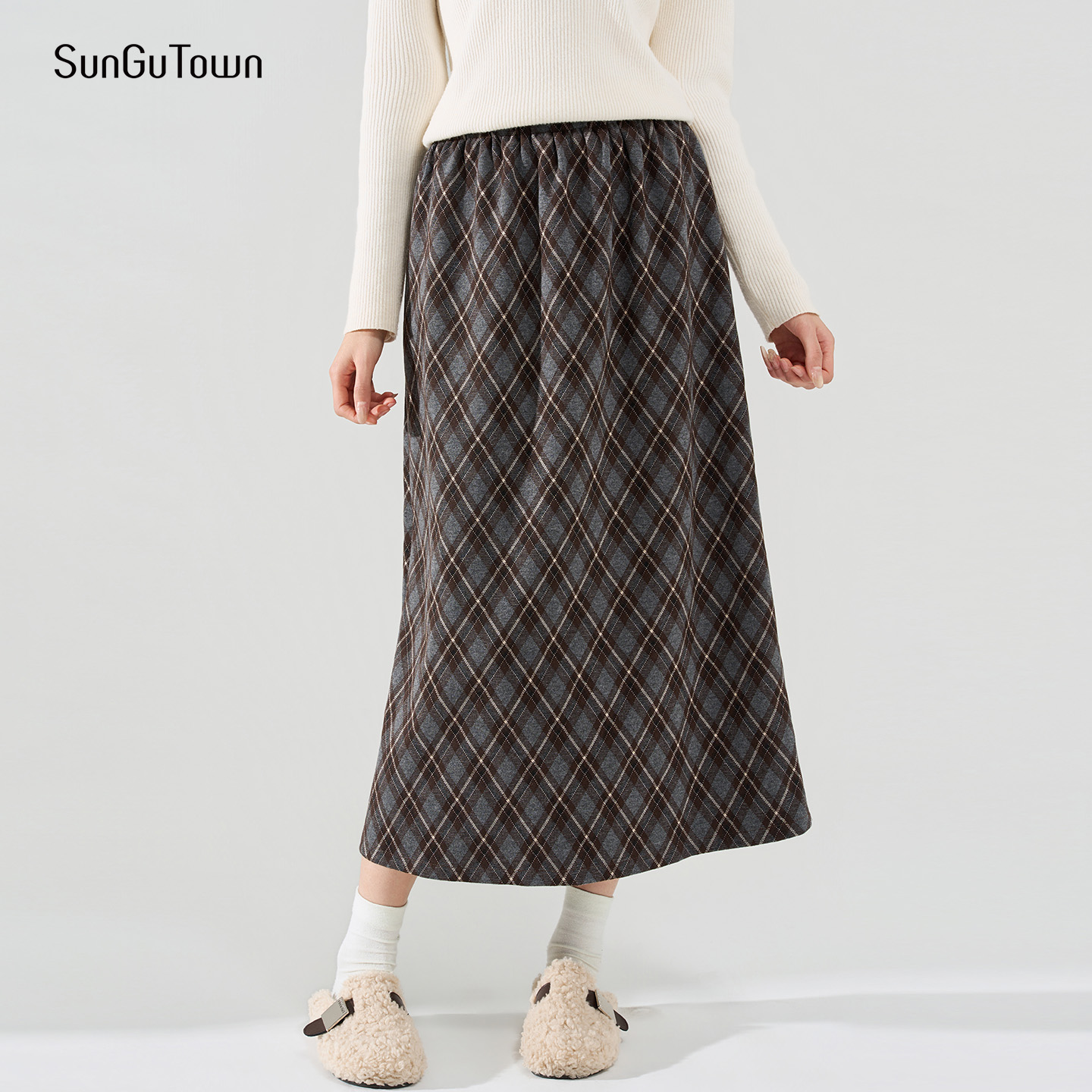 森谷小城秋季复古百搭菱形格纹磨毛直筒裙5DDM01816
