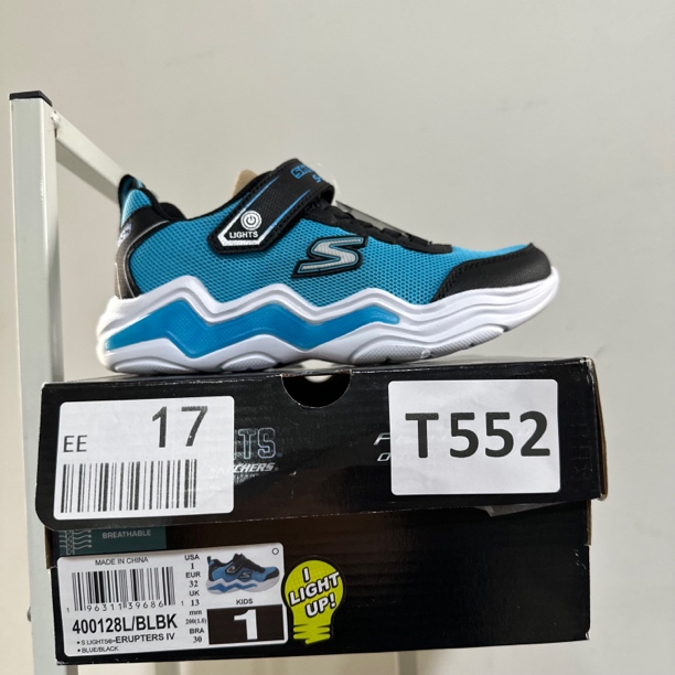 SKECHERS/斯凯奇T552 闪灯鞋 32码