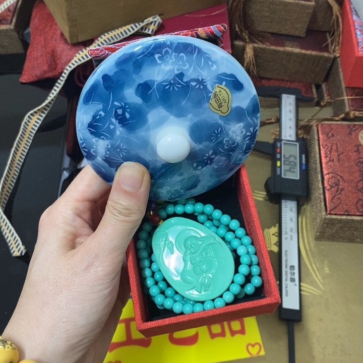 摆件中古工艺品一件