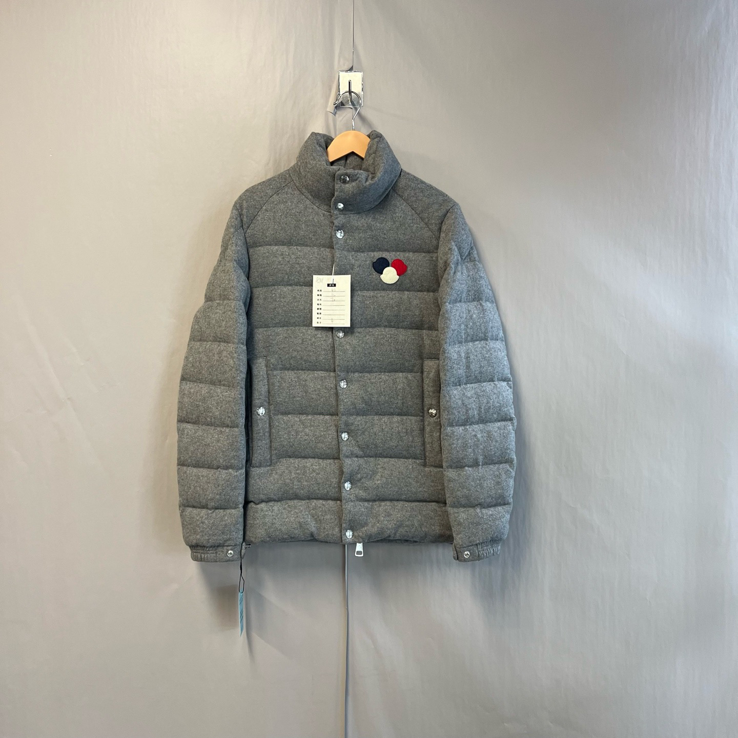 99新 MONCLER Moncler/蒙口 灰色羊毛面料羽绒服 4码 99新 #8961