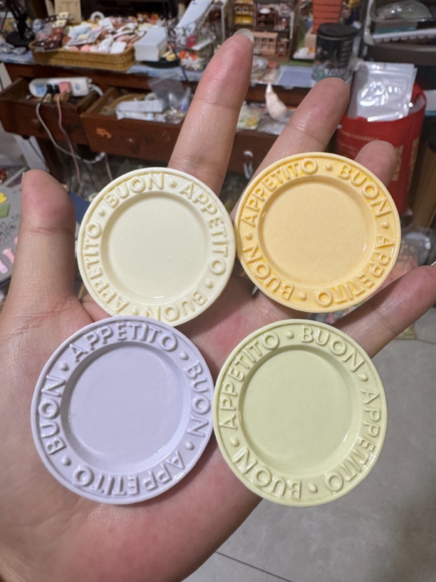 独家定制4色ins风浮雕大圆盘迷你玩具还是太全面了