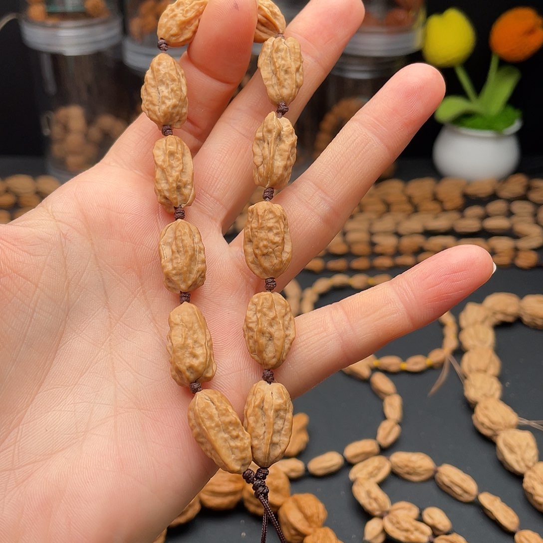 黎***丶手串文玩核桃007小蛤蟆头