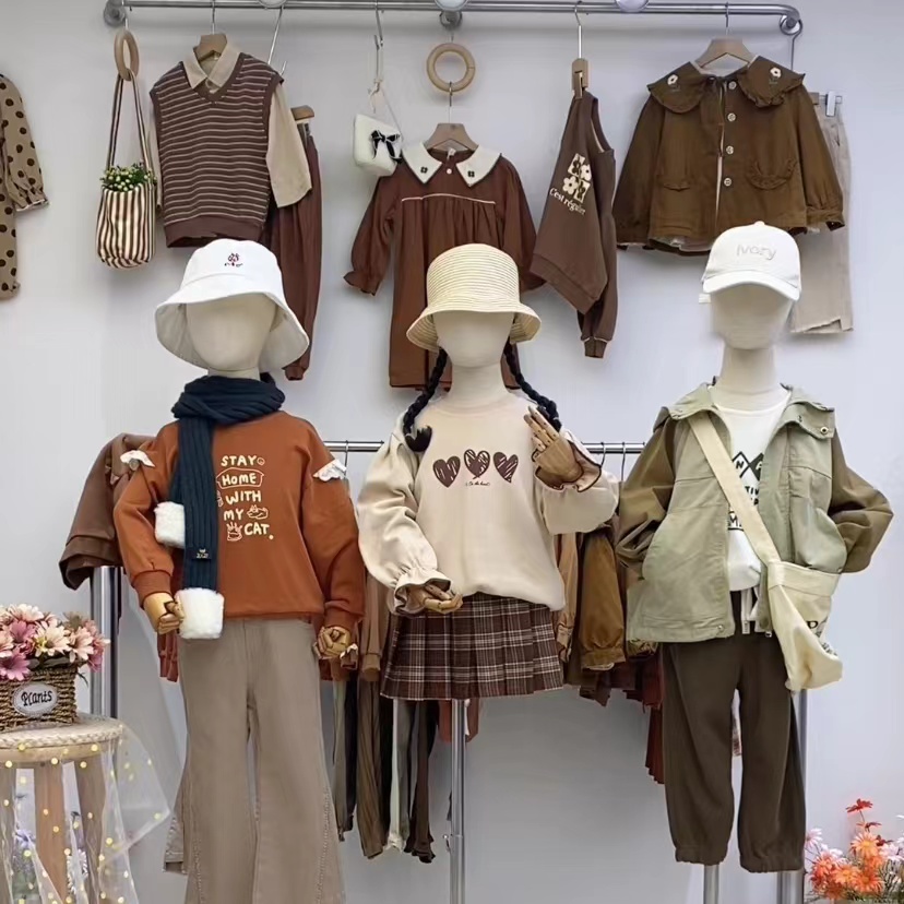 A4772#CYX-NX-243114童装开衫（黑色  花灰）