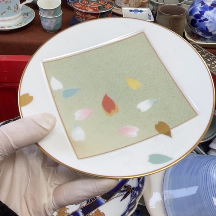 陶他家瓷器真美…开播了