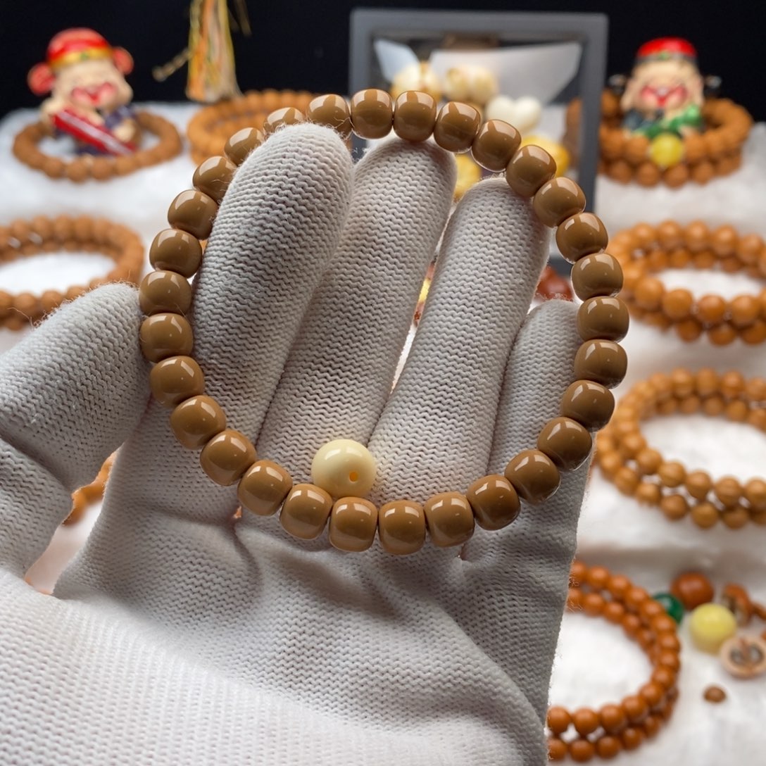 一***.猴头核桃吊坠猴头核桃