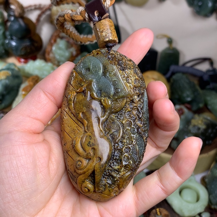 岫岩河磨玉（透闪石质玉）手把未镶嵌