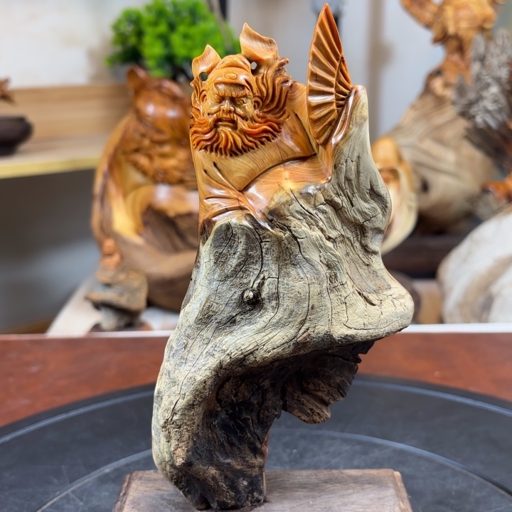 柏木（崖柏）fhhghhhhjj