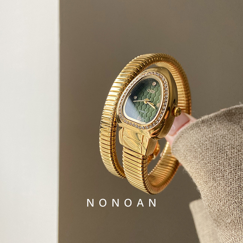 NONOAN 红色蛇头缠绕双圈设计镶钻精致轻奢高级感女士石英手表520