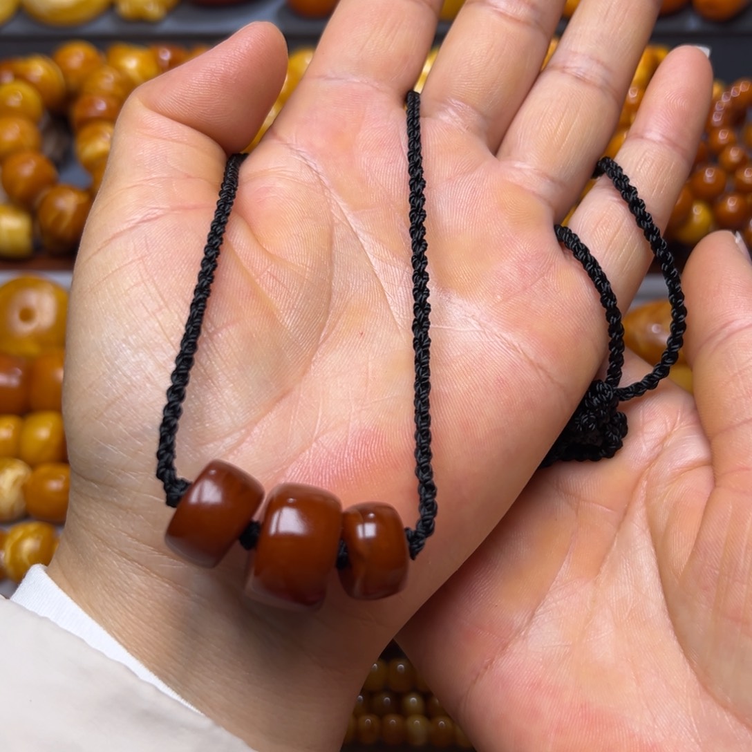 琥珀未镶嵌吊坠(不含链)