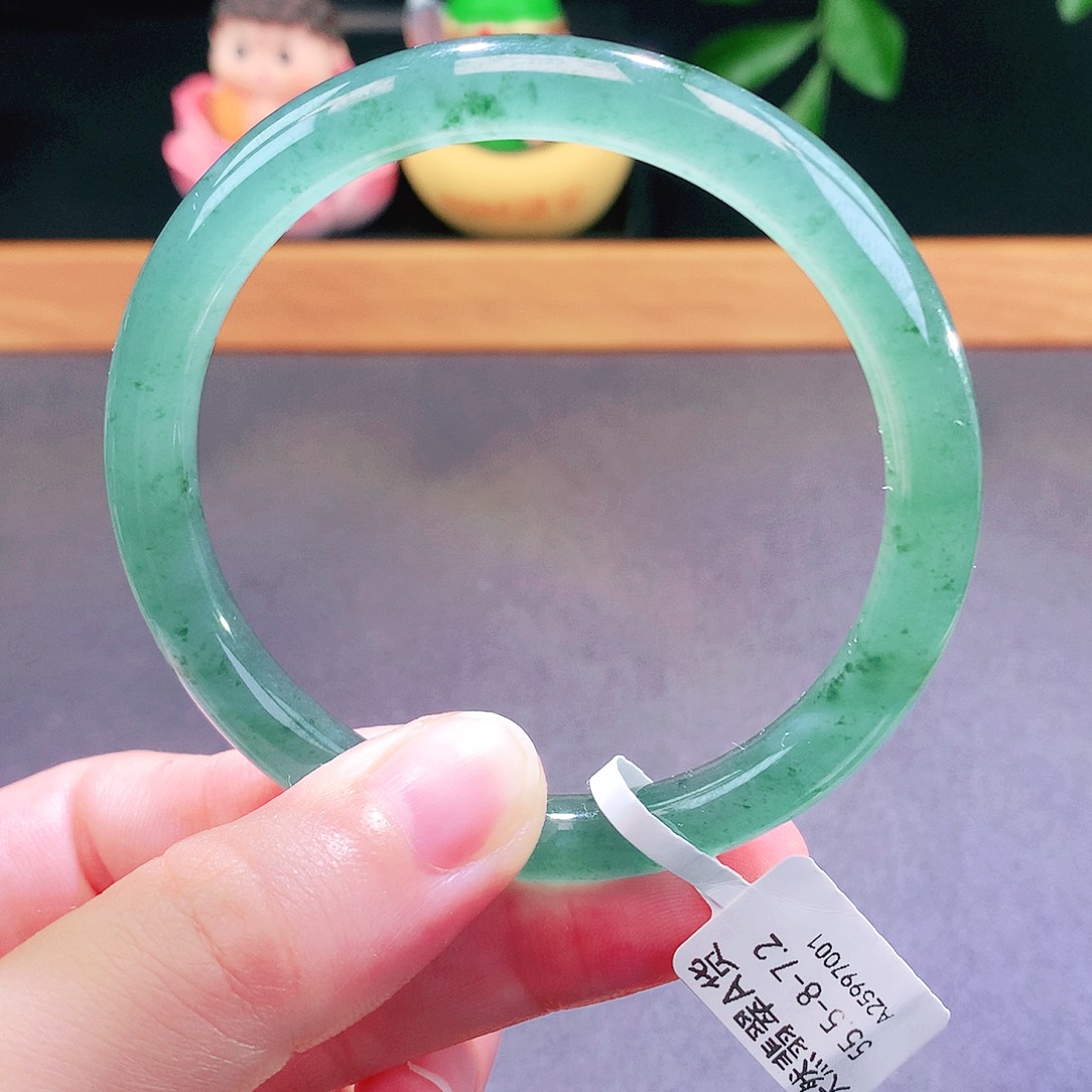 翡翠未镶嵌手镯天然翡翠