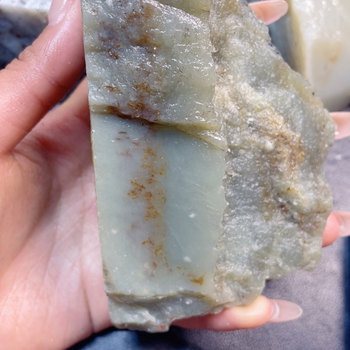 和田玉未镶嵌珠宝半成品