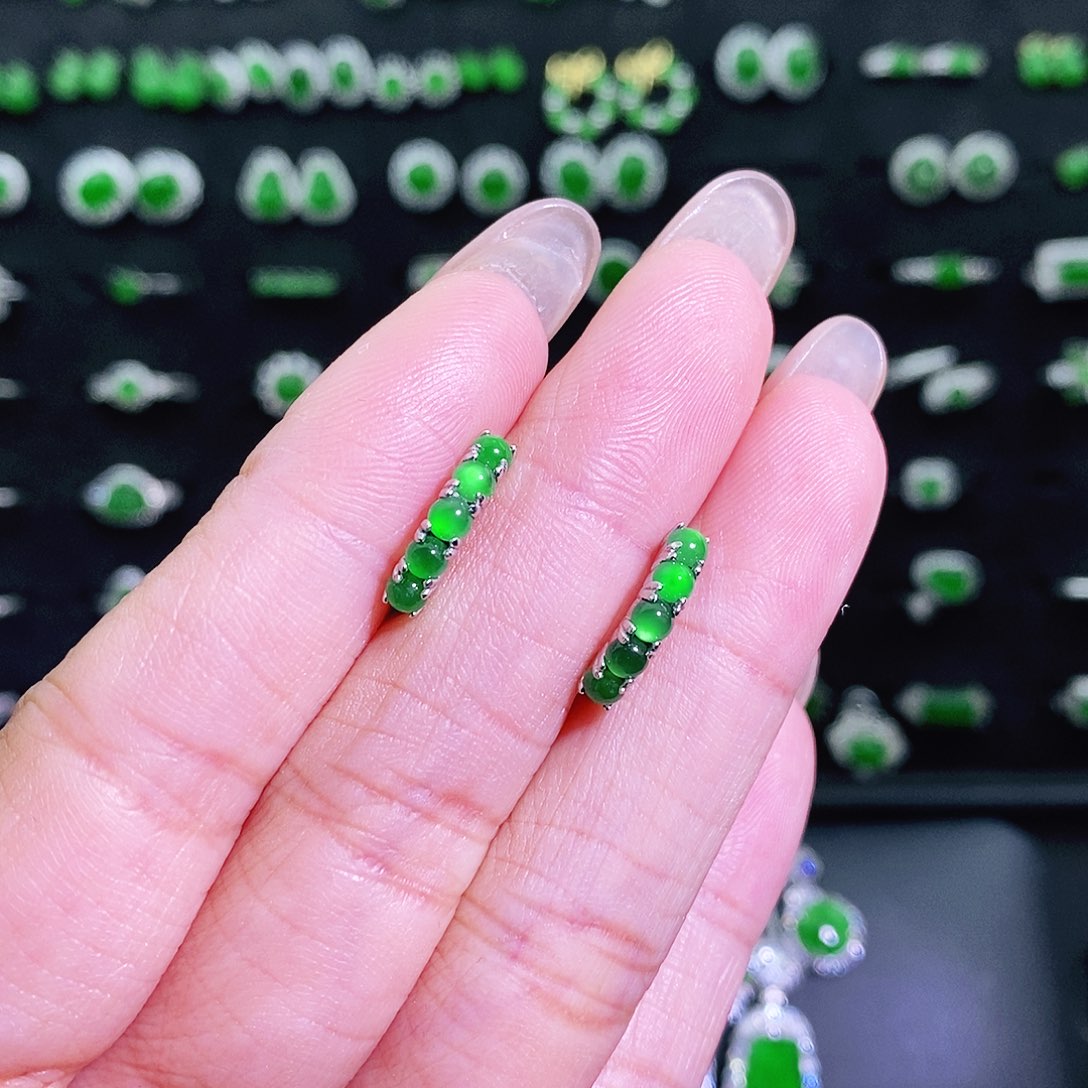 翡翠银S925镶嵌耳饰多样性