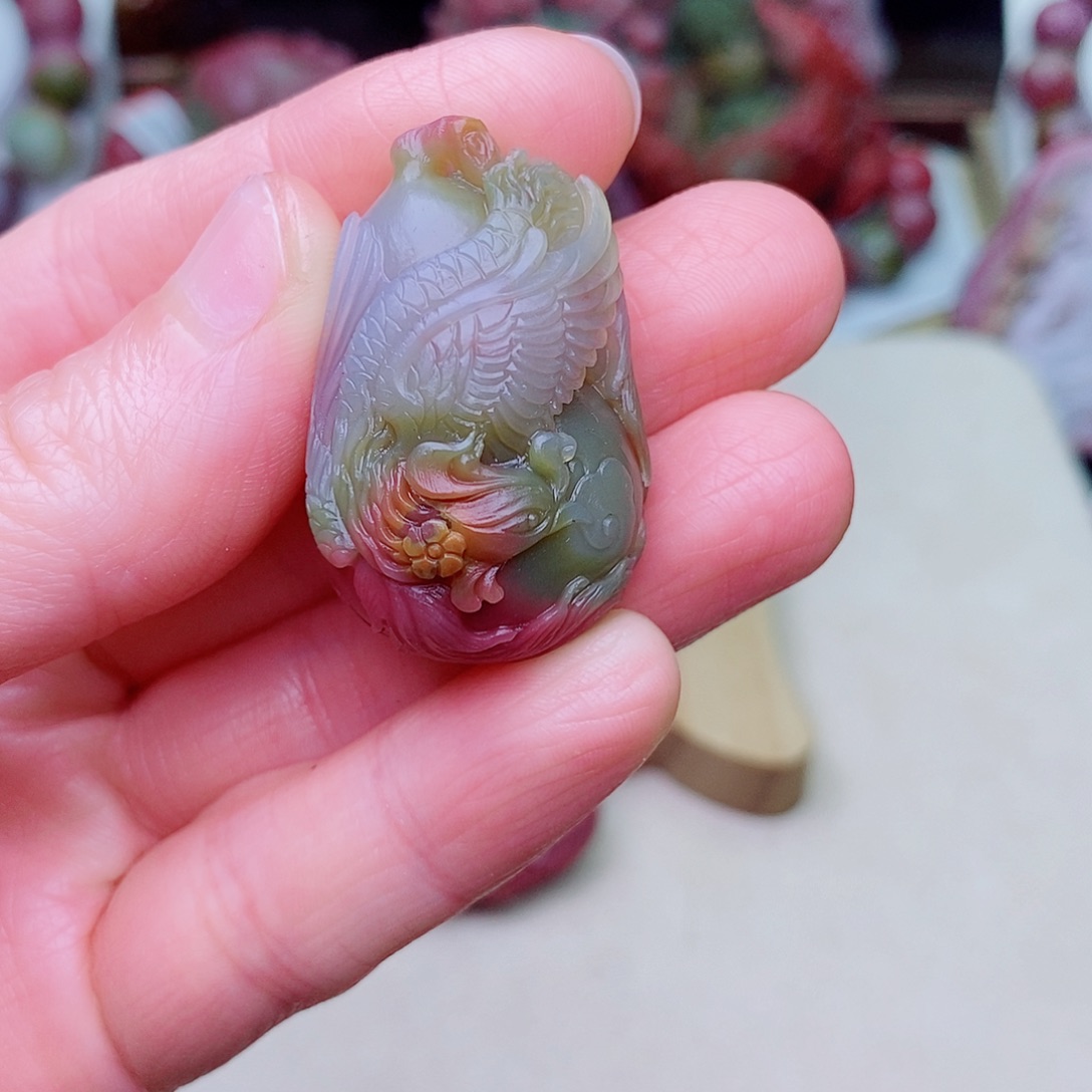 未镶嵌玛瑙/玉髓珠宝奇石用****1盐源玛瑙定制