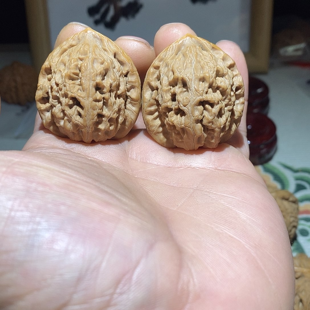 文玩核桃把件37尺水龙微修