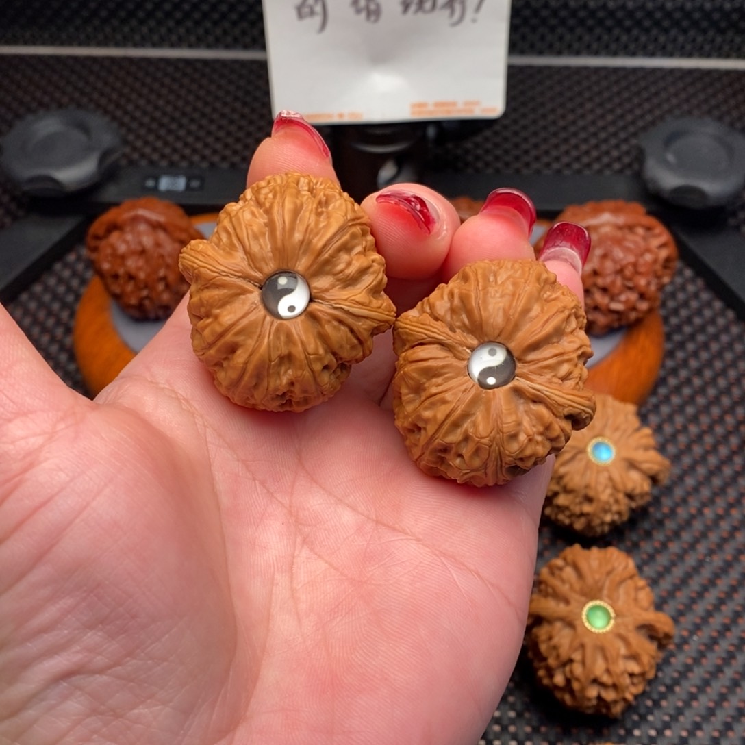 文玩核桃把件元宝42尺