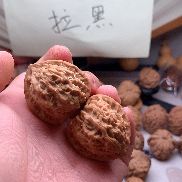 羽***具桃核吊坠山地果野生金牛尺寸37