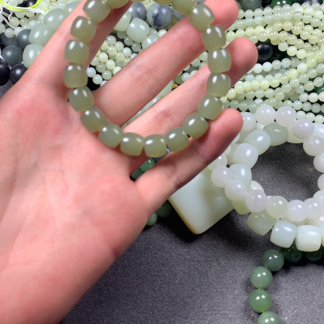 手链未镶嵌和田玉