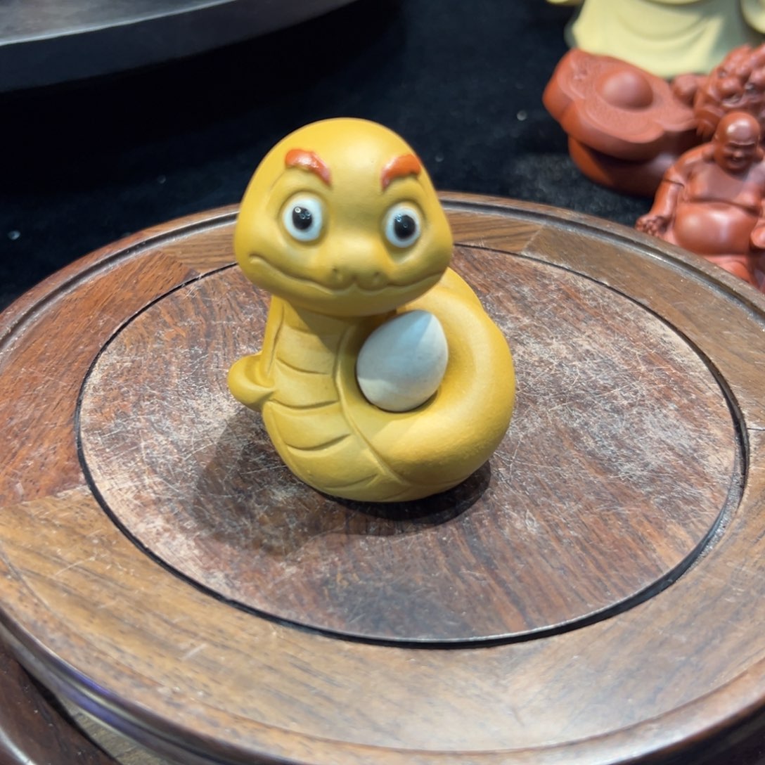 紫砂摆件黄段小蛇
