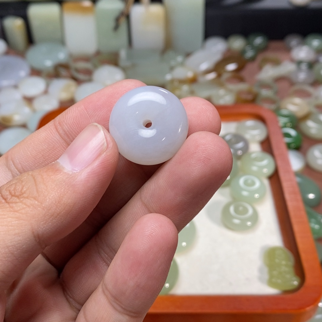 和田玉吊坠(不含链)未镶嵌