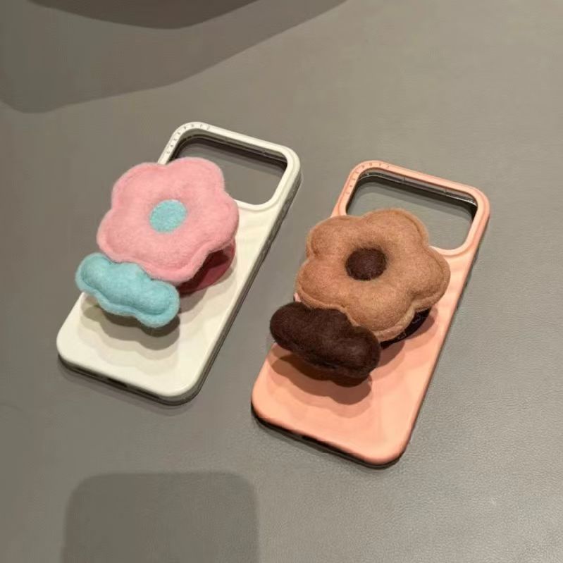 韩系毛绒花朵磁吸适用于iPhone17promax手机壳16少女心15小清新14