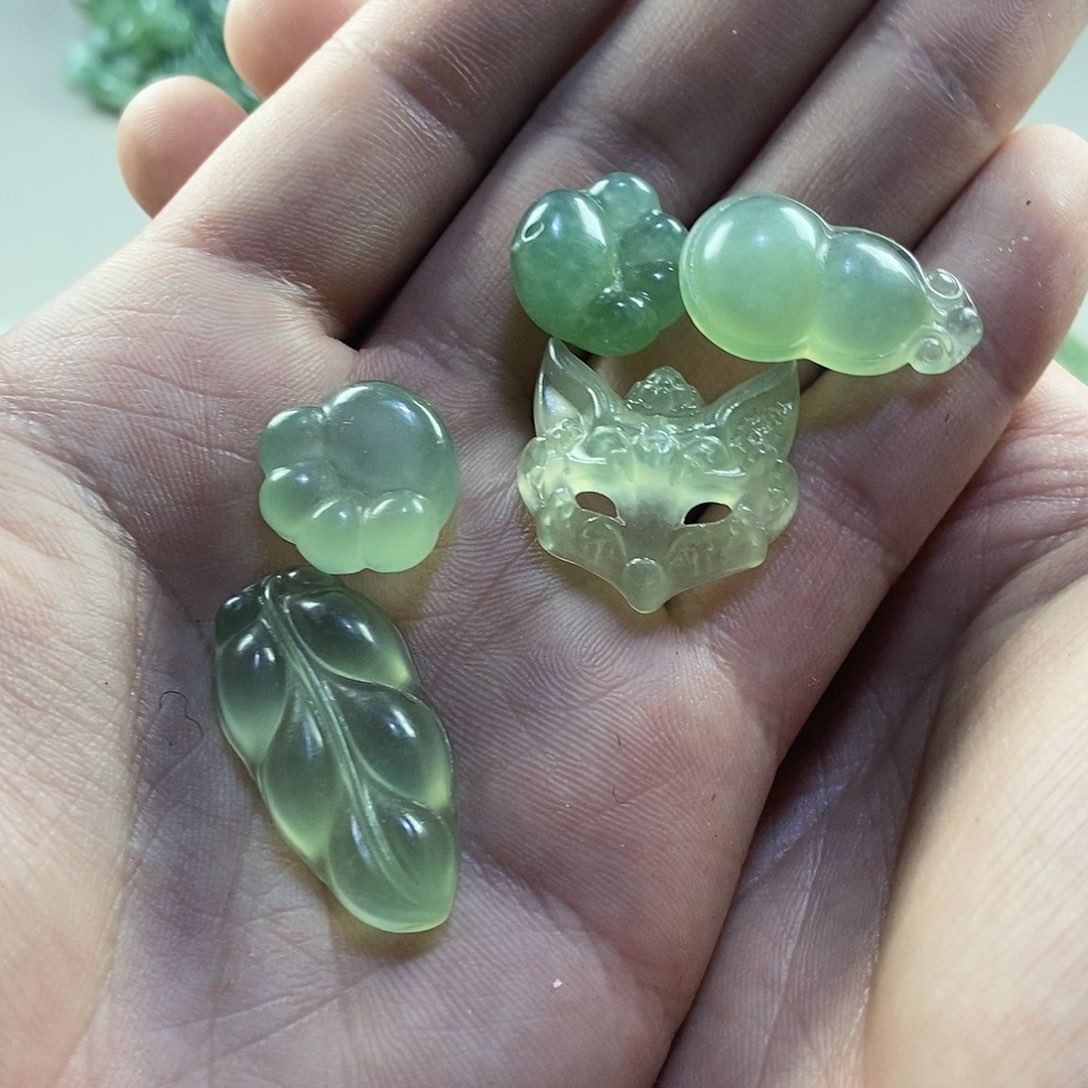 【闪购商品】蛇纹石玉岫玉未镶嵌