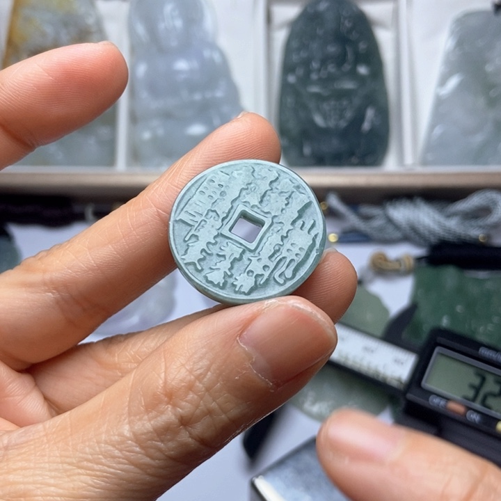 翡翠未镶嵌挂件翡翠