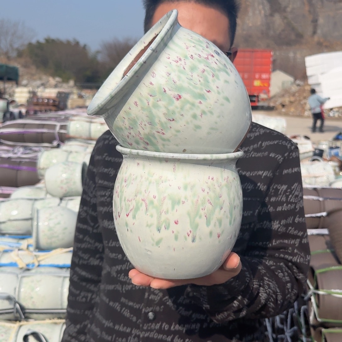 紫砂花盆口16高17（两个胖子彩色