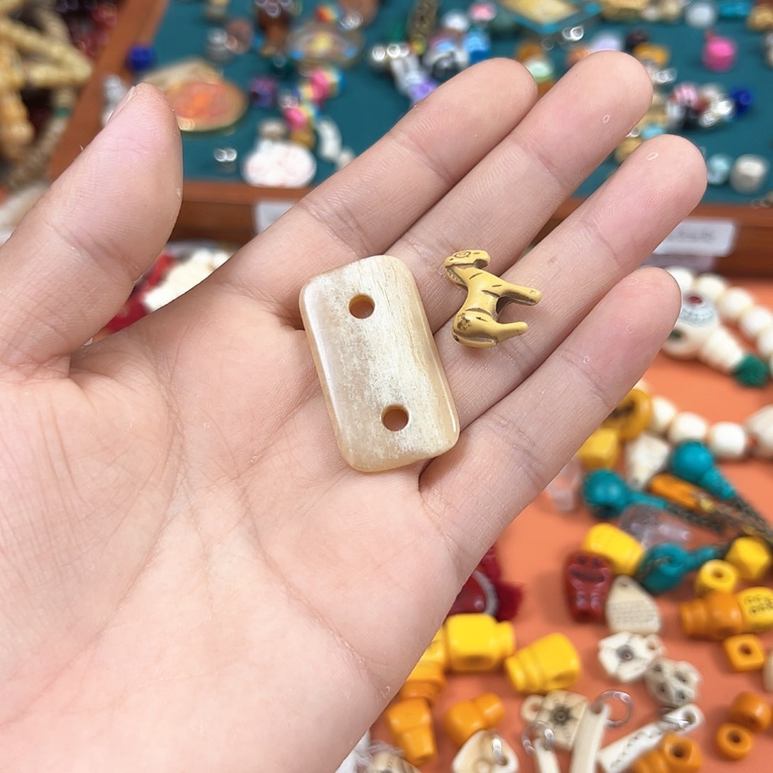 琉璃配饰斜**辉玛吉阿米藏式臻品直播间