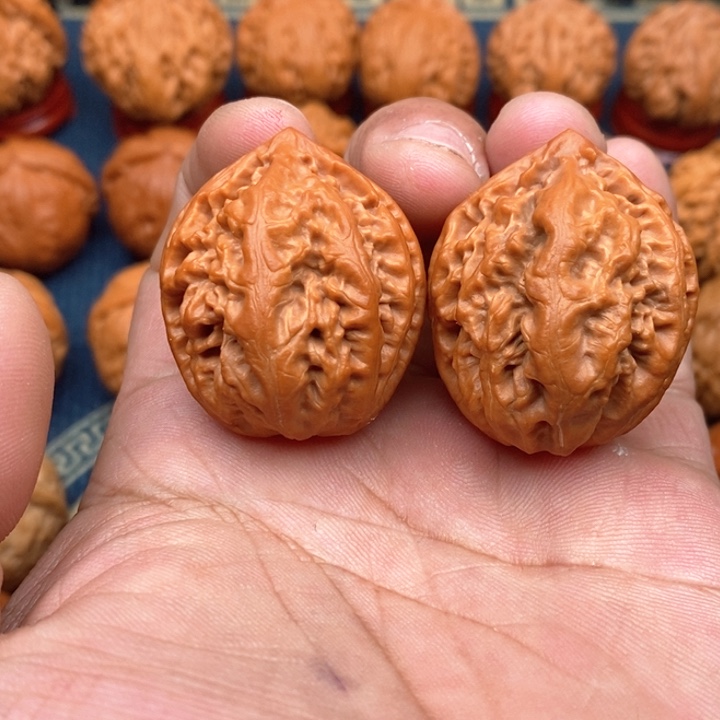 文玩核桃把件大粗筋