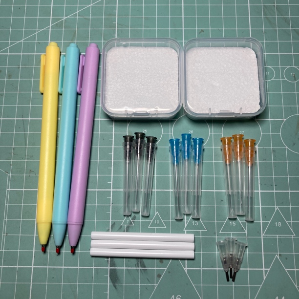 【红虫笔配件】红虫上钩器蚯蚓挂钩器红虫夹扎虫笔朝天钩活饵挂钩器