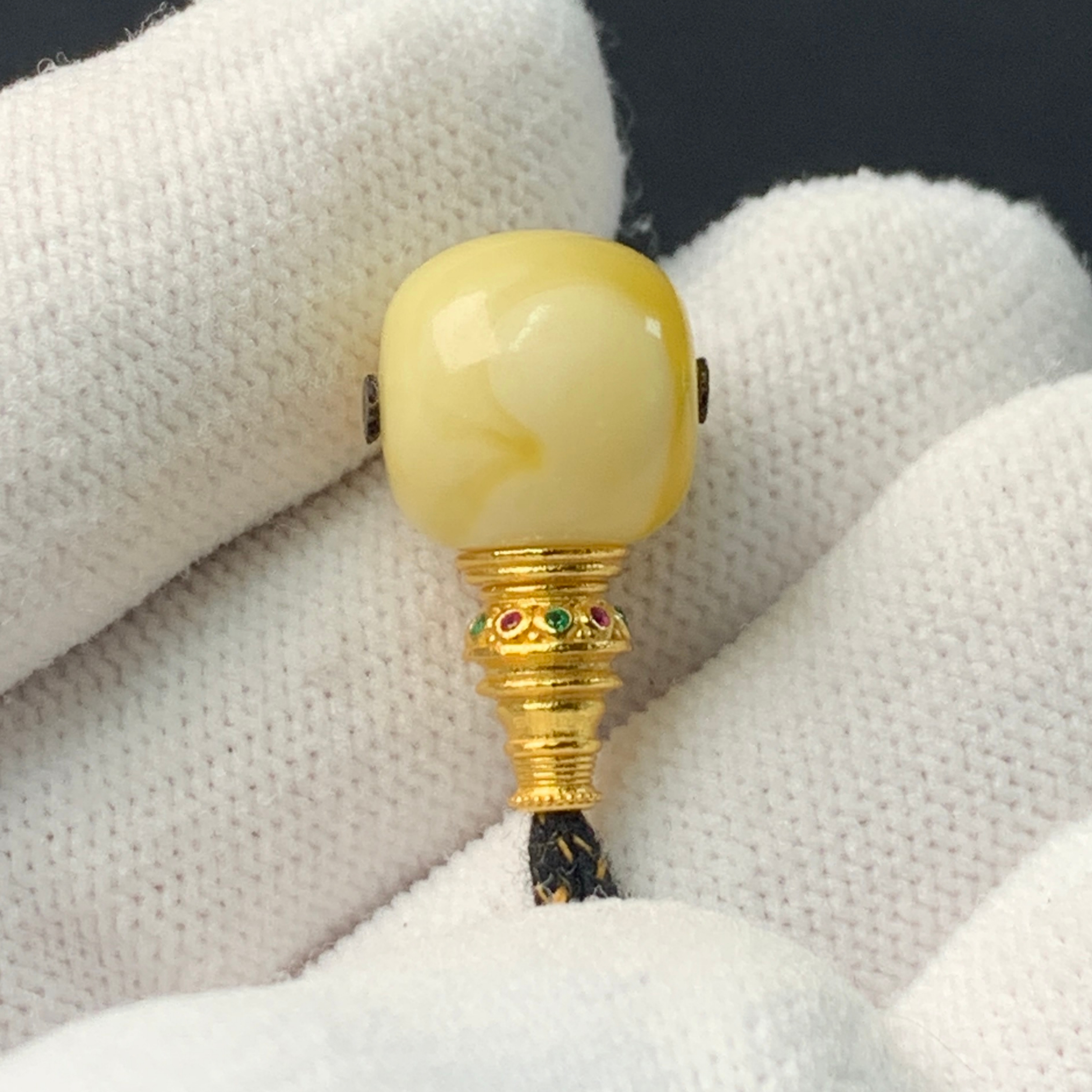 S1012保真原矿俄料尺寸12.5*21.3mm蜜蜡分体三通佛头配饰支持复检