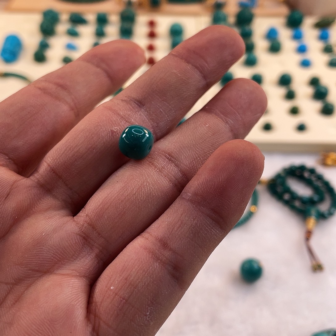 绿松石未镶嵌耳饰