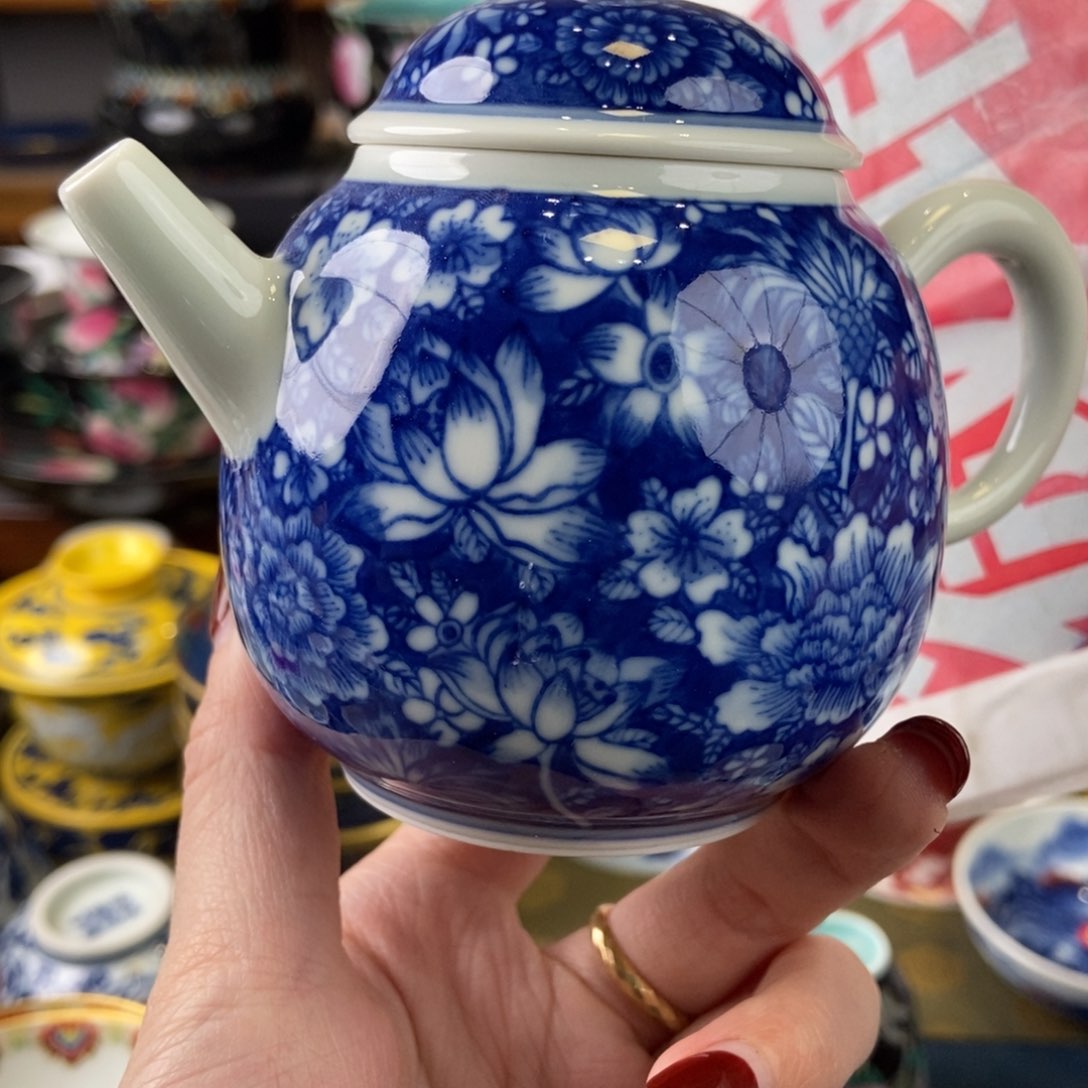 陶瓷艺术家的作品是一种非常高兴的