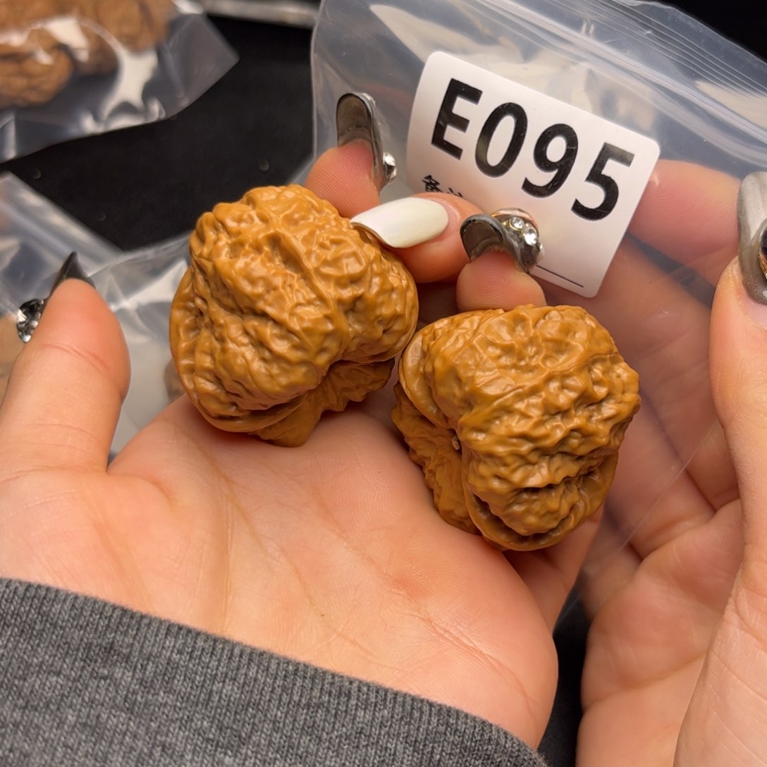 文玩核桃把件蛤蟆39