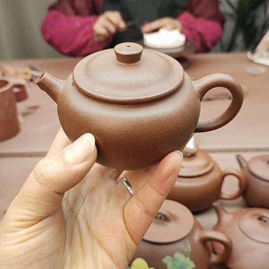 茶壶紫砂宜兴黄龙山原矿老降坡