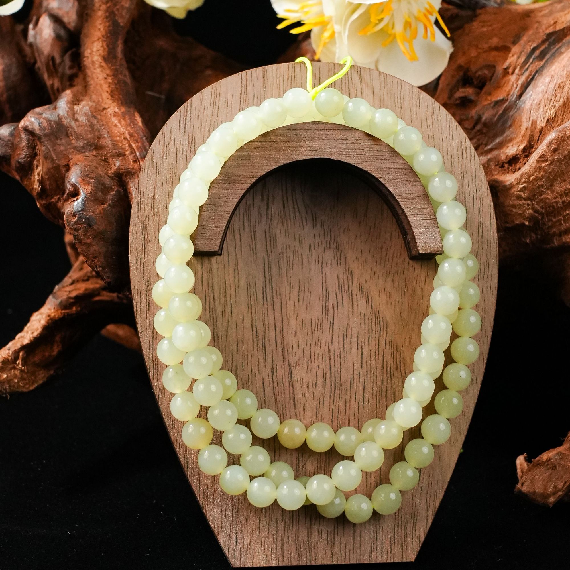 lot7 和田玉珠链/qg51125-178130 保利山东拍卖