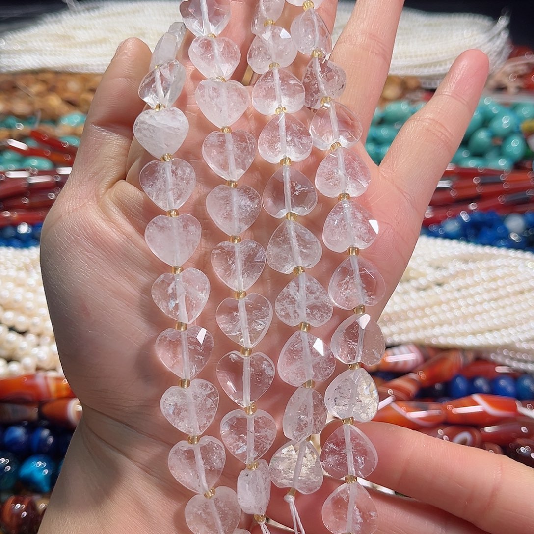 玛瑙/玉髓未镶嵌珠宝半成品白水晶爱心一条切面14mm