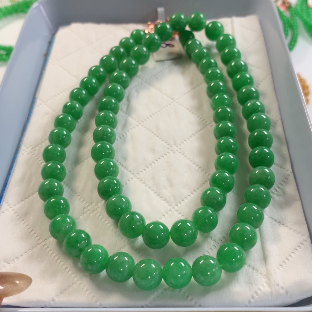 翡翠未镶嵌颈饰项链