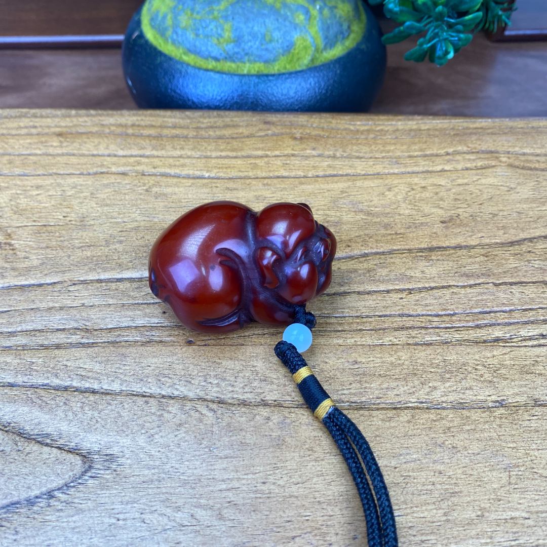 祥瑞未镶嵌蜜蜡裸石小猪