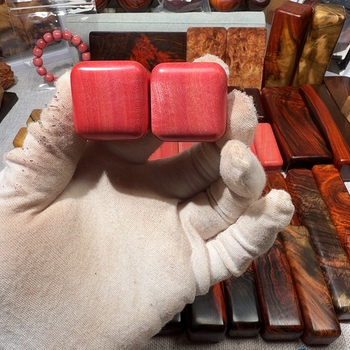 交趾黄檀（大红酸枝）粉象