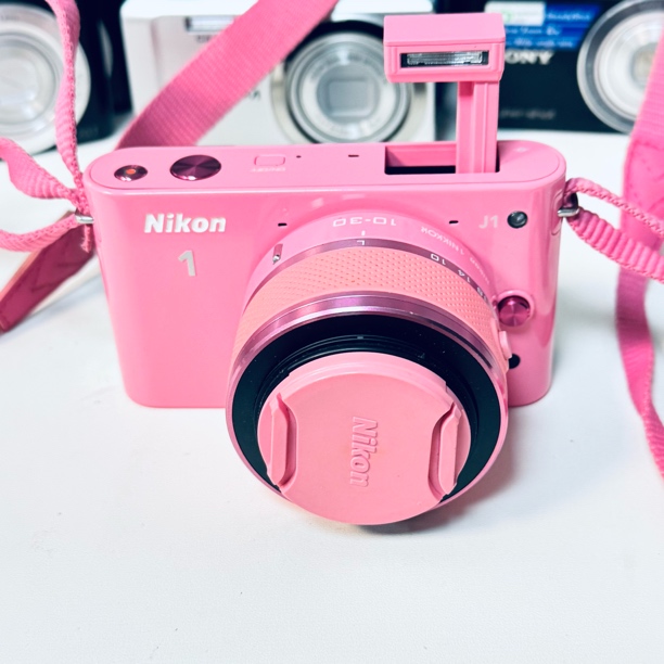 95新 Nikon/尼康 j1原盒微单1000w像素带10-30镜头出片清透显白