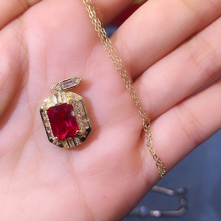 红宝石吊坠(赠链)银S925镶嵌