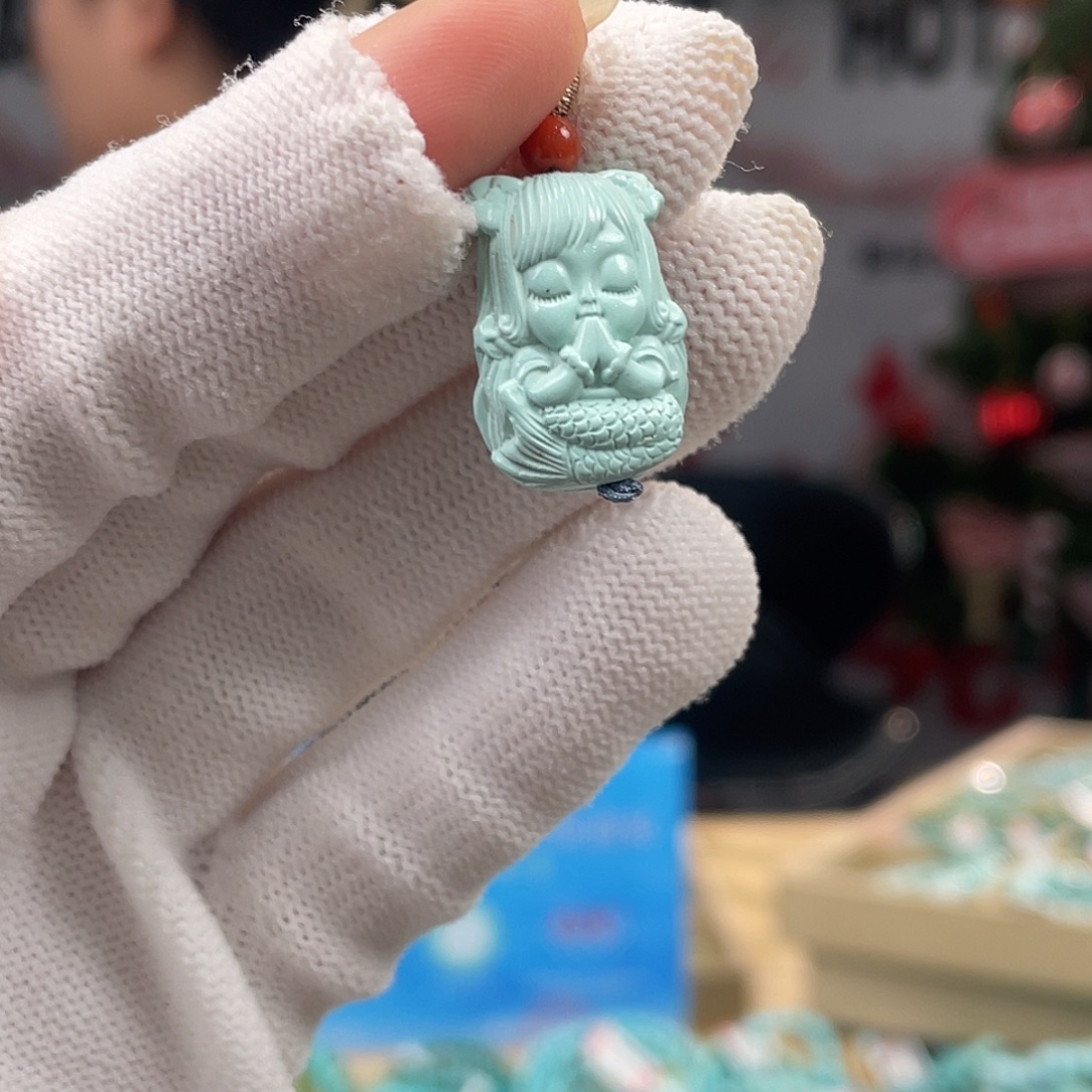 绿松石未镶嵌挂件