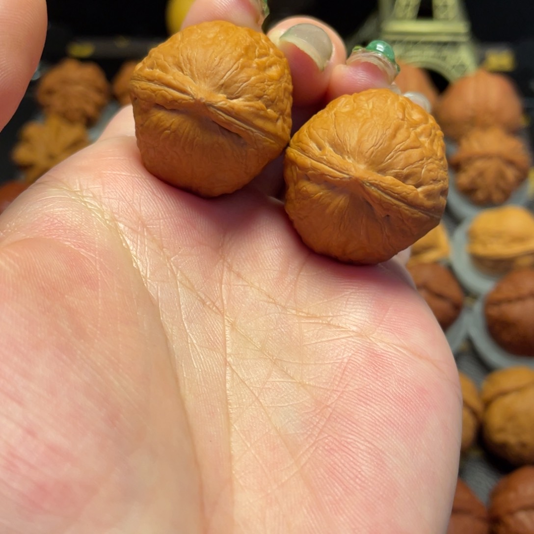 文玩核桃把件寿桃