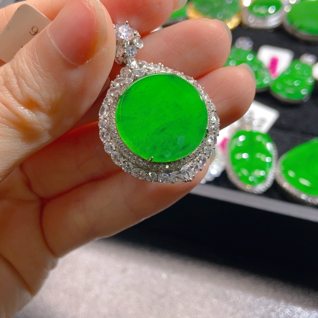 翡翠吊坠(不含链)银S925镶嵌