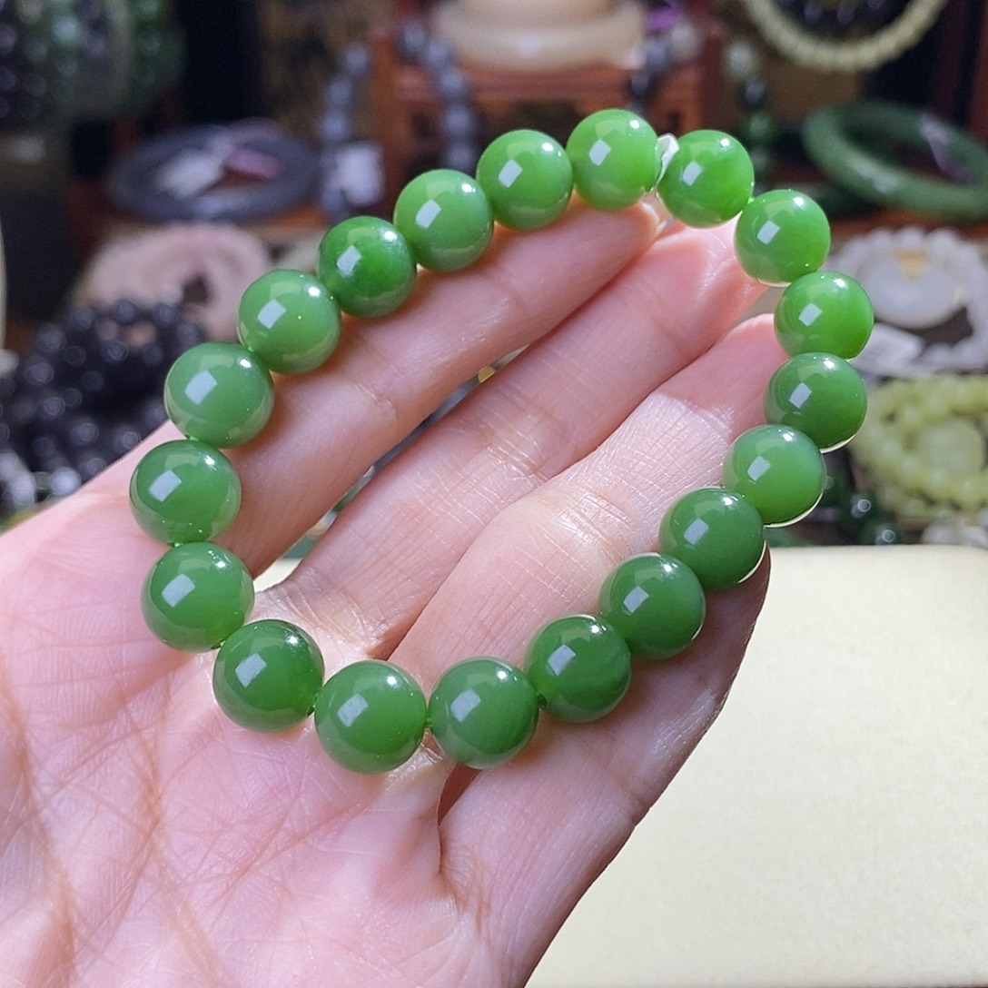 和田玉未镶嵌精品碧玉辣绿脂膏级手串10m